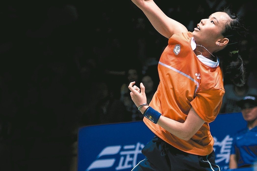 中国羽毛球队险胜法国羽毛球队,戴资颖绝境逆转 中国羽毛球队险胜法国羽毛球队,戴资颖绝境逆转