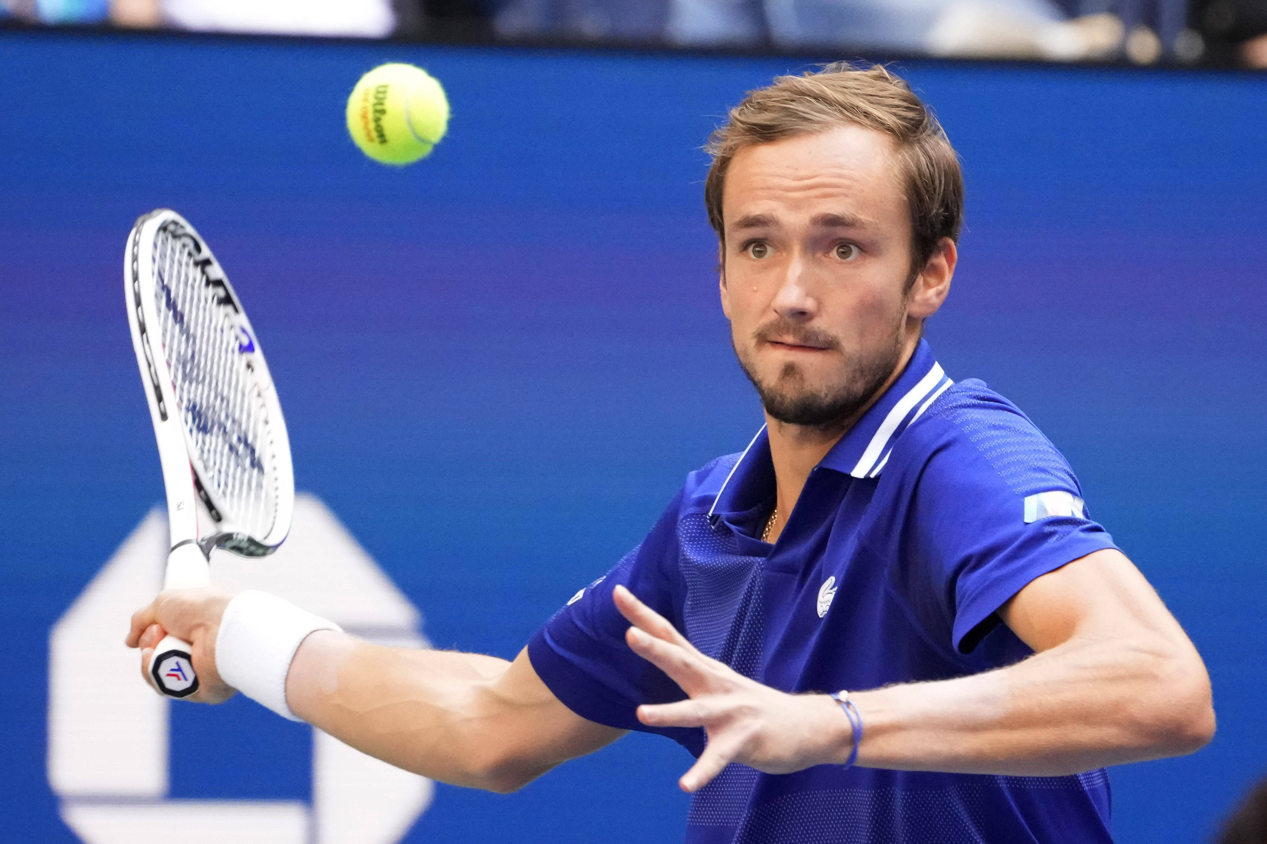 包含德国网球队绝地反击世界网球队,梅德韦杰夫关键制胜的词条 包含德国网球队绝地反击世界网球队,梅德韦杰夫关键制胜的词条