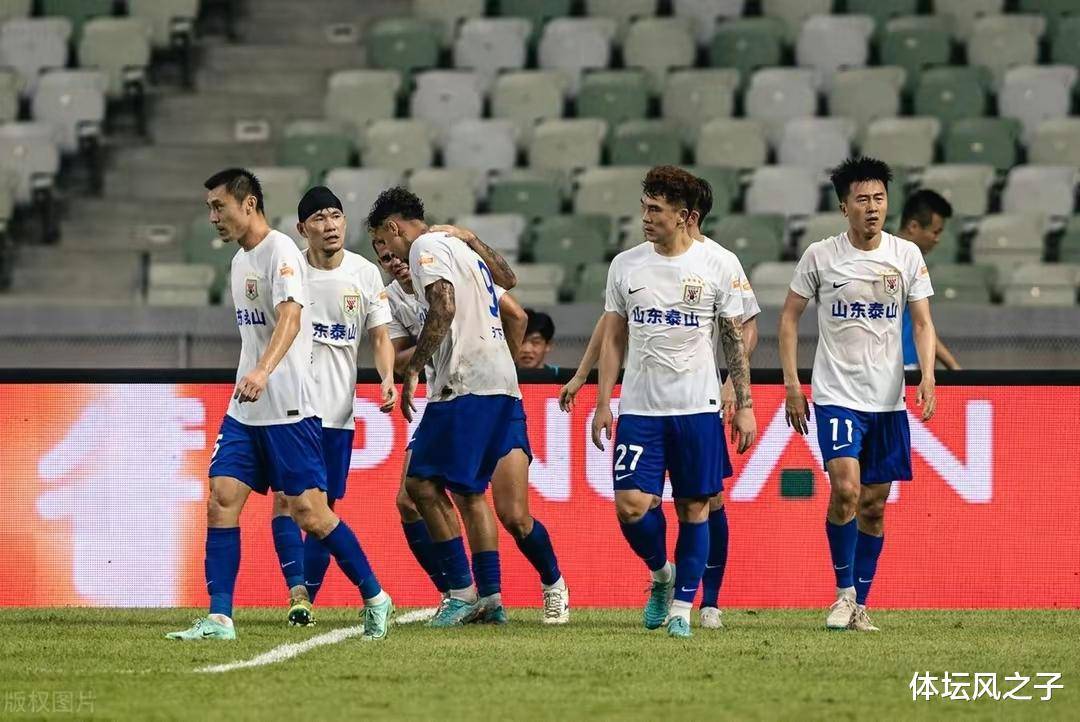 关于拉脱维亚队遭遇困境，需寻找突破的信息