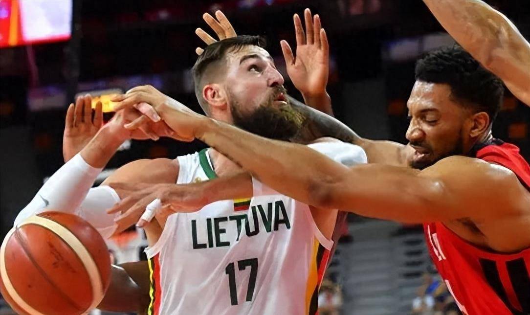 关于拉脱维亚队遭遇困境，需寻找突破的信息