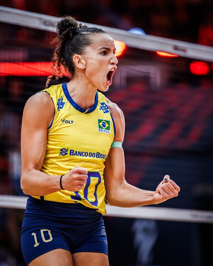 泰国羽毛球队险胜韩国羽毛球队，林丹三分雨点燃全场的简单介绍