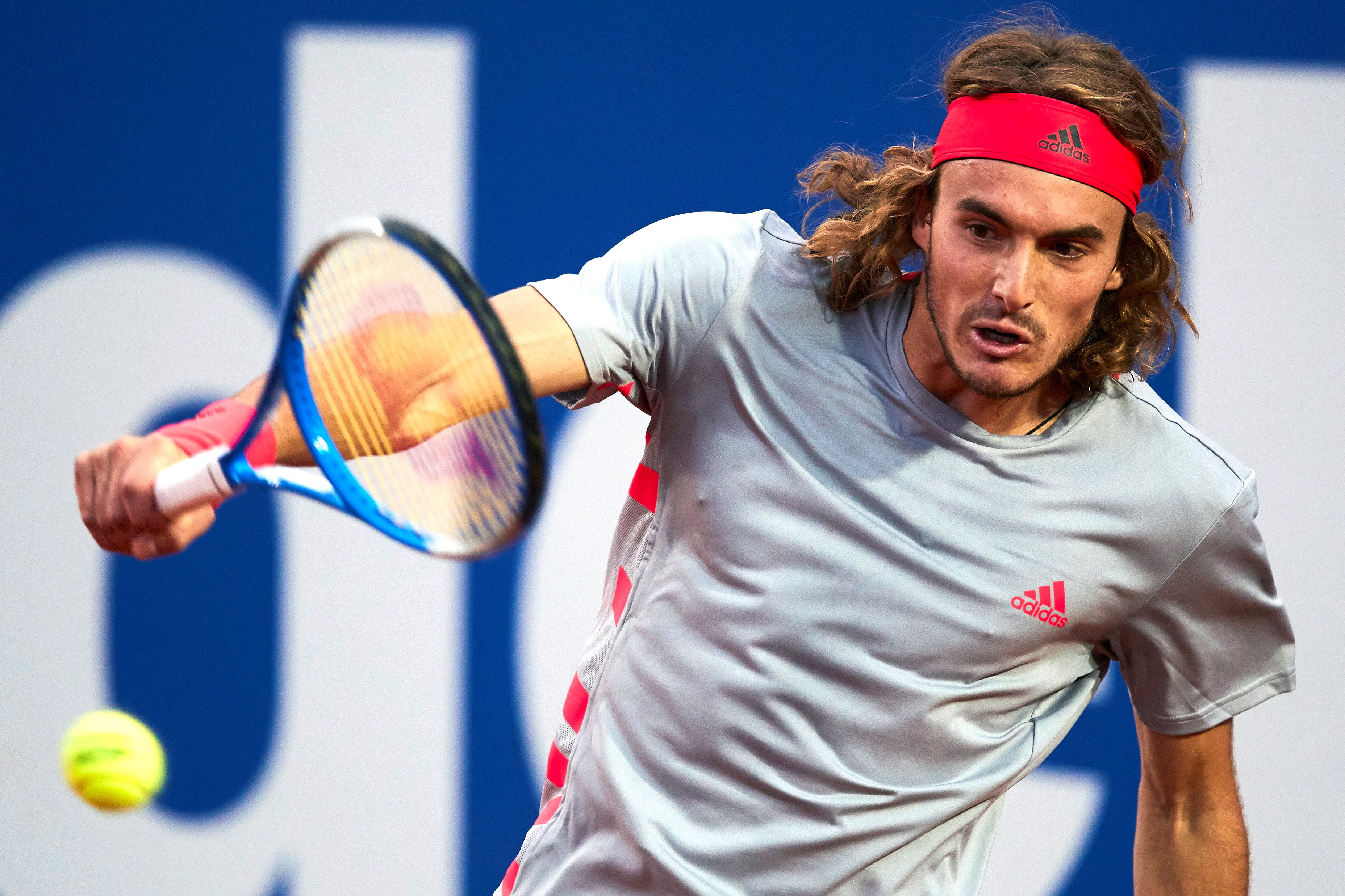 包含欧洲网球队轻取日本网球队，西西帕斯惊艳世界的词条