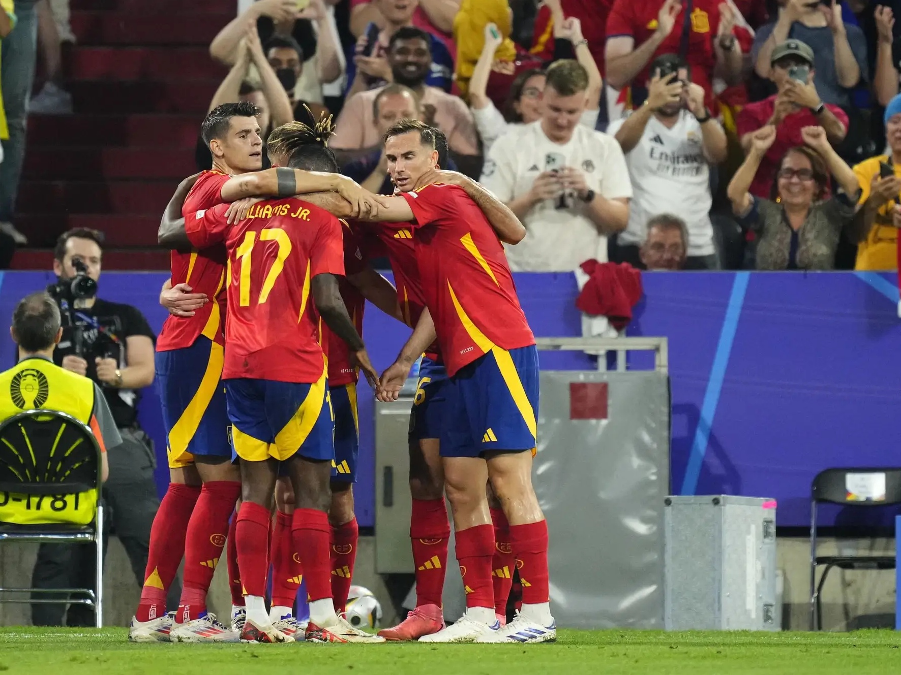 精彩纷呈!欧洲杯资格赛目不暇接 精彩纷呈!欧洲杯资格赛目不暇接