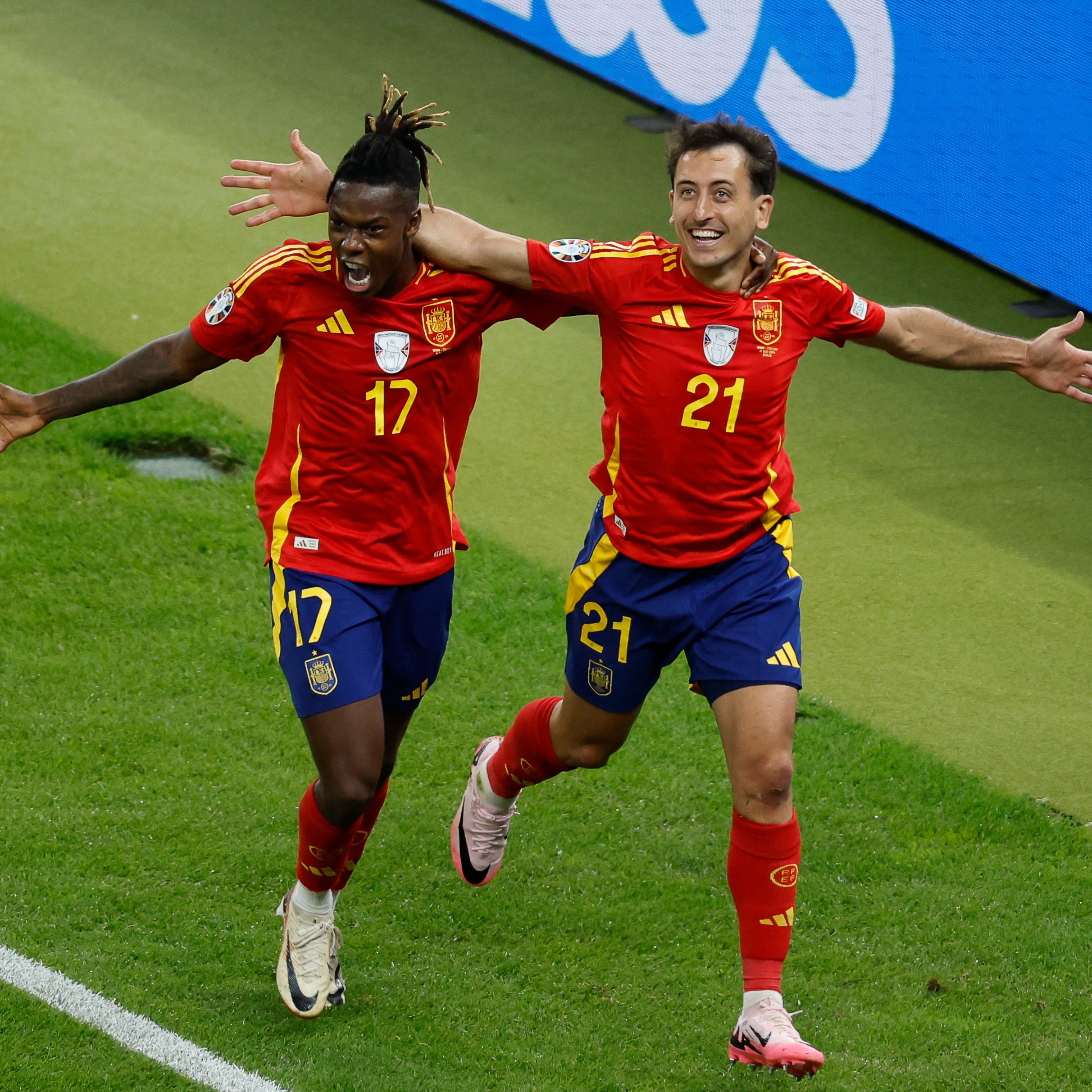 关于欧洲球迷疯狂支持本土球队,弥补观赛空缺的信息 关于欧洲球迷疯狂支持本土球队,弥补观赛空缺的信息