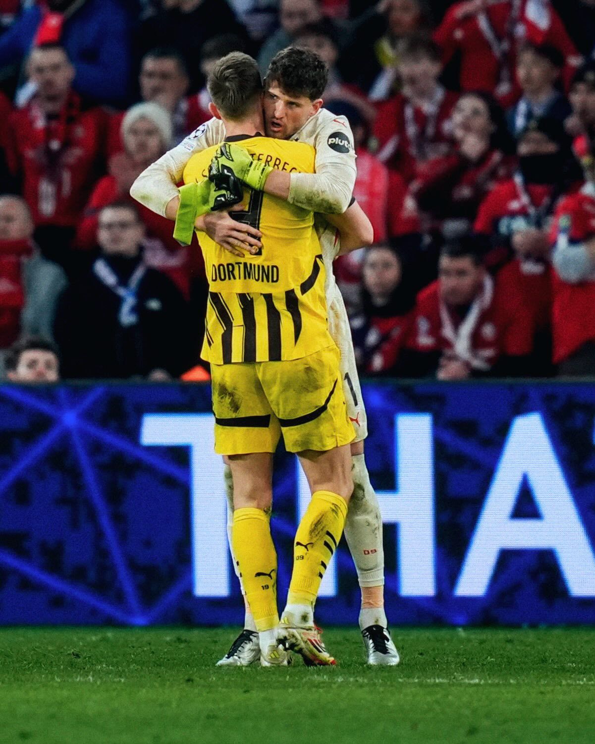 关于巴塞罗那逼平多特蒙德,备战下一轮比赛的信息 关于巴塞罗那逼平多特蒙德,备战下一轮比赛的信息