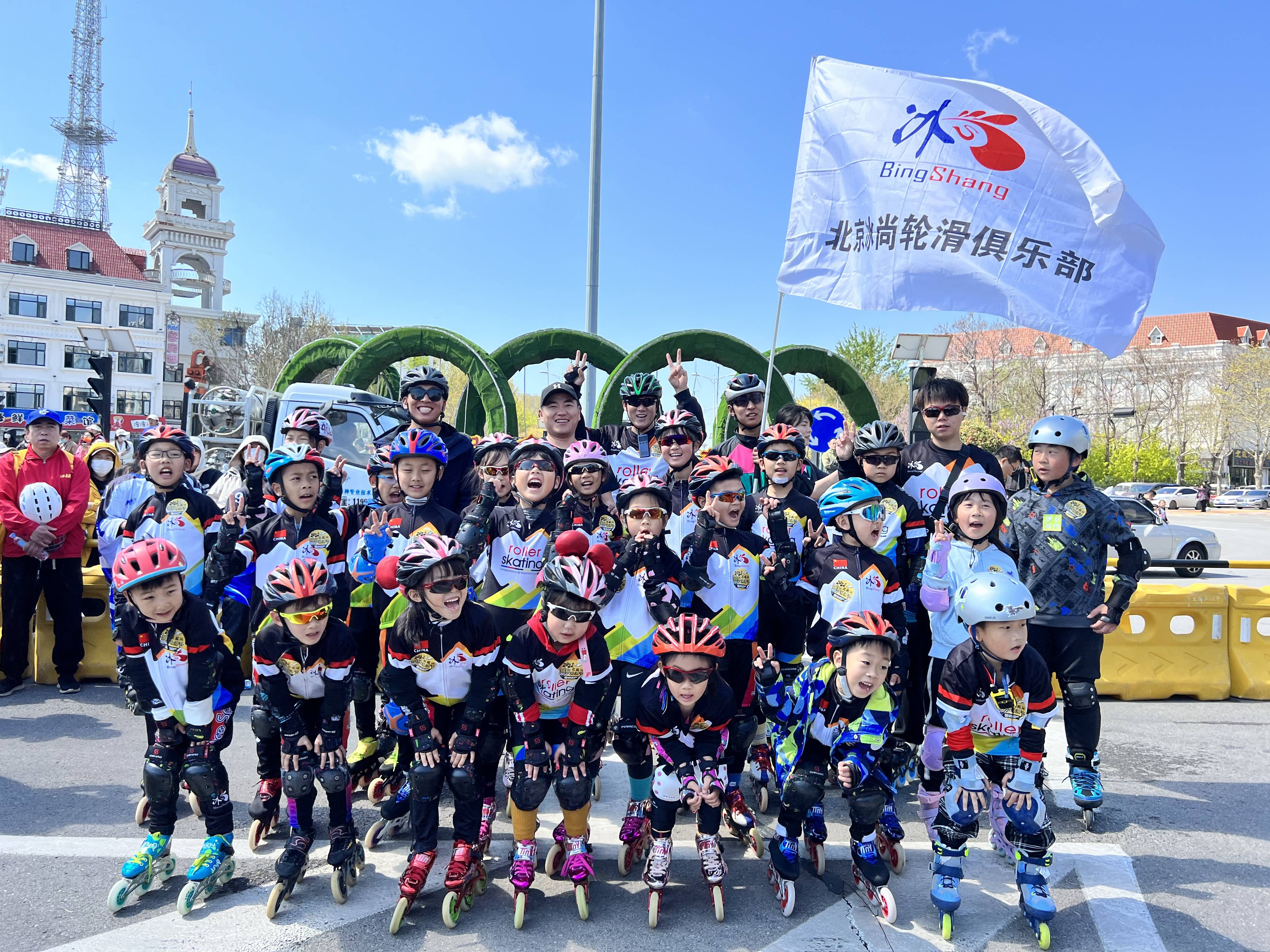 西班牙轮滑运动员创造历史，成就非凡