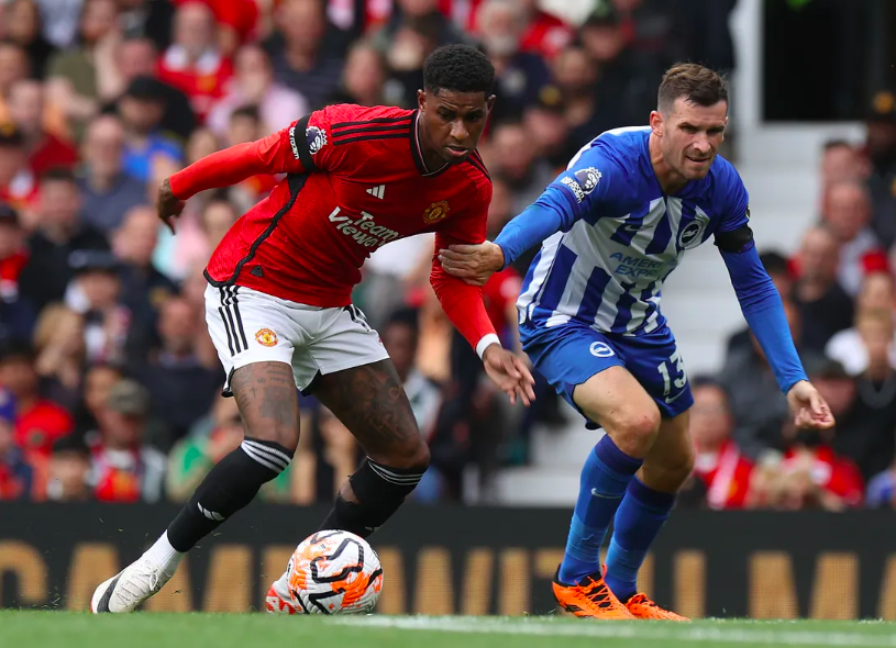 包含汉堡客场惨负，保级形势严峻的词条