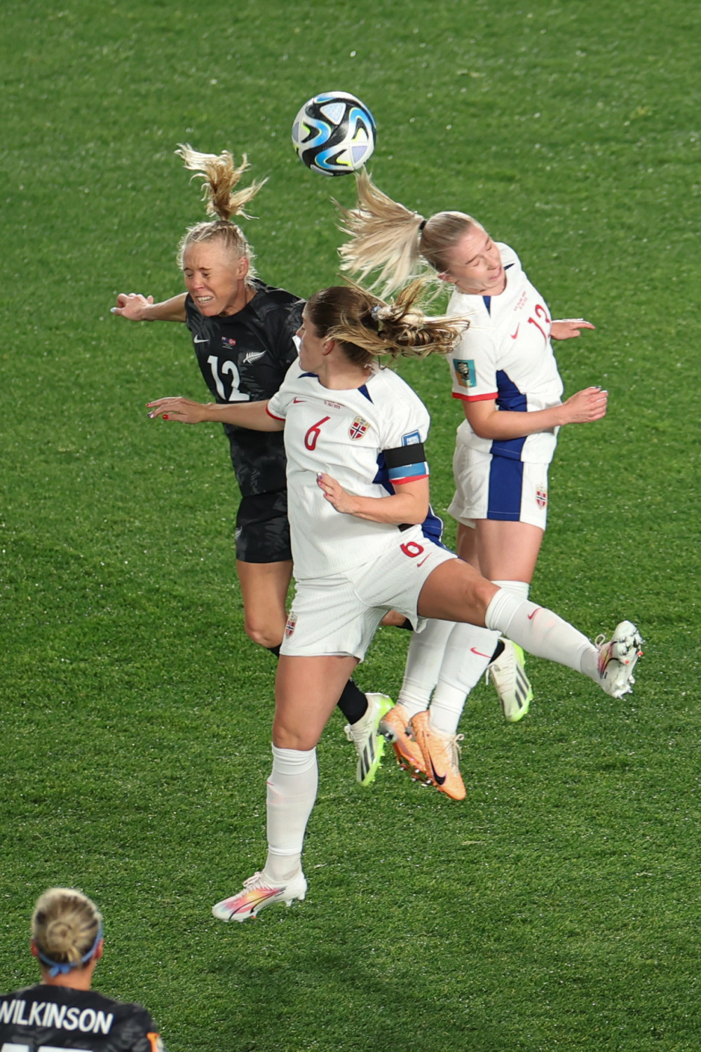 关于挪威女足选手获得国际足球奖项,成为焦点人物的信息 关于挪威女足选手获得国际足球奖项,成为焦点人物的信息