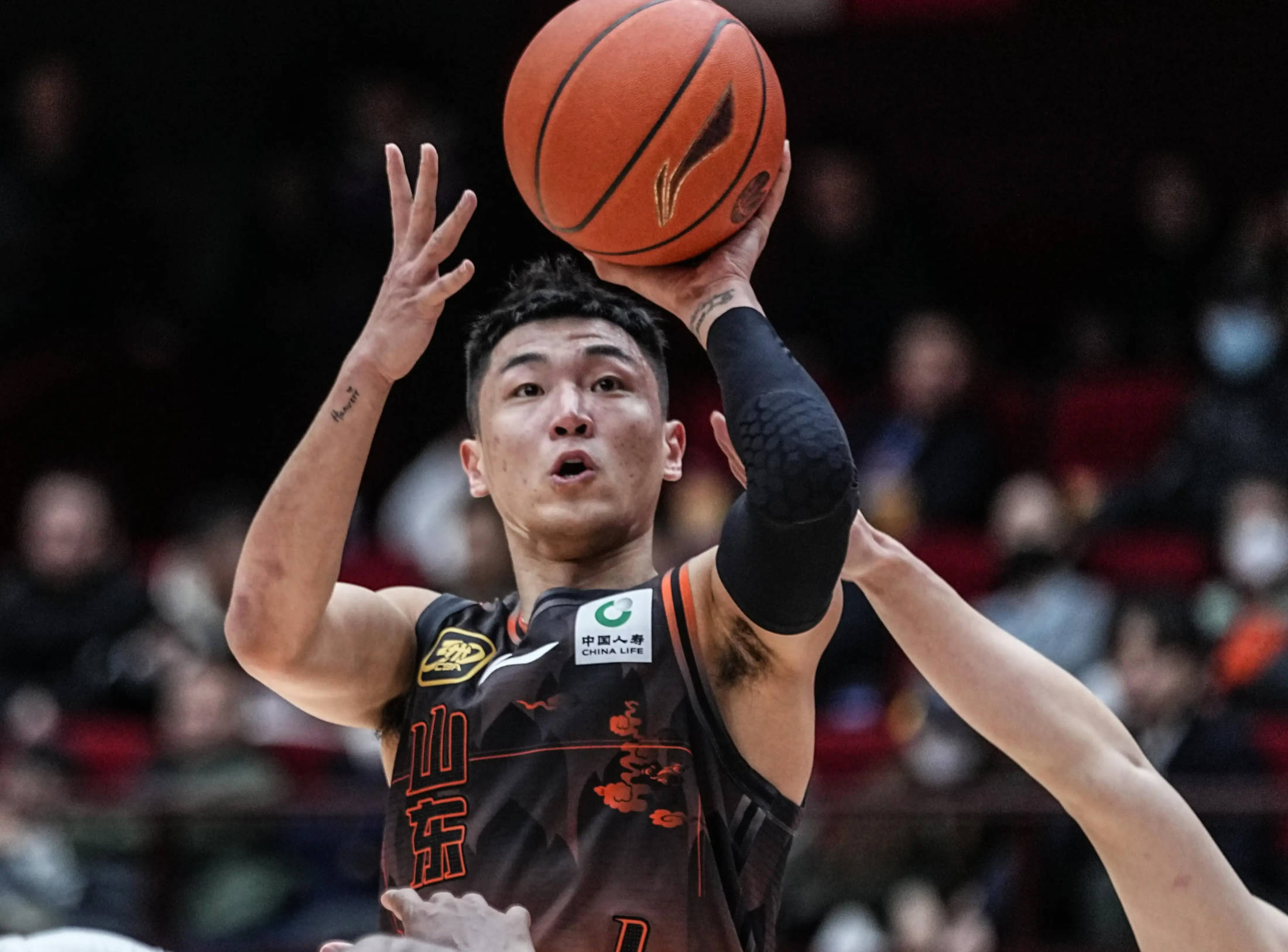 辽宁队逆转新疆队，高诗岩统治全场的简单介绍