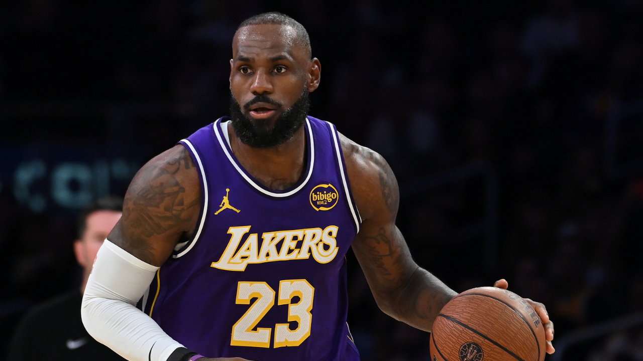 篮网翻盘马刺,詹姆斯惊艳世界 篮网翻盘马刺,詹姆斯惊艳世界