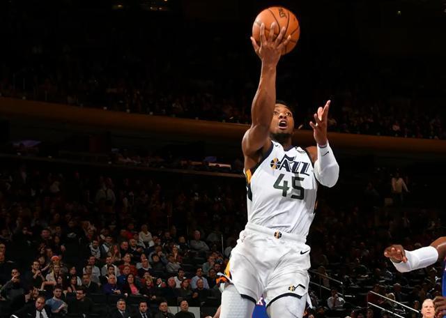 爵士豪取连胜,高效进攻打出火热的简单介绍 爵士豪取连胜,高效进攻打出火热的简单介绍