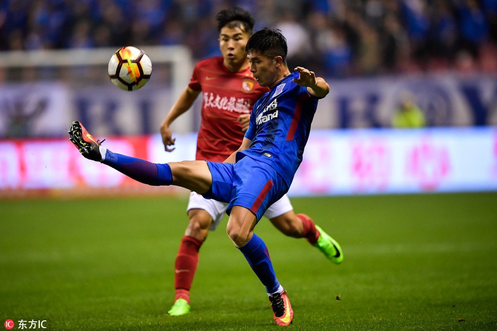 鲁能门将神勇扑救,保住球门不失一球的简单介绍 鲁能门将神勇扑救,保住球门不失一球的简单介绍