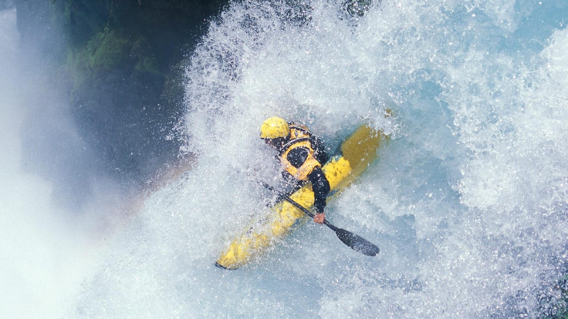 利拉德稳定输出不掉线,魔术封锁猛龙,双线战场上的战术博弈