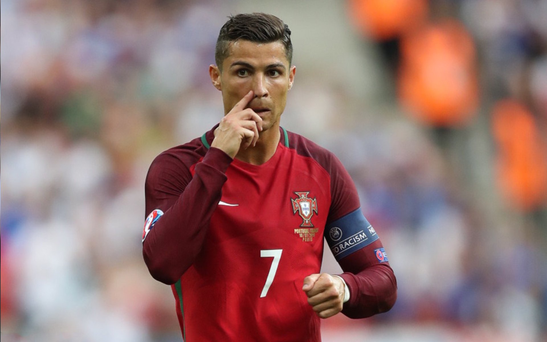 南美双雄对决,阿根廷对阵乌拉圭,凯恩式领袖力挽狂澜