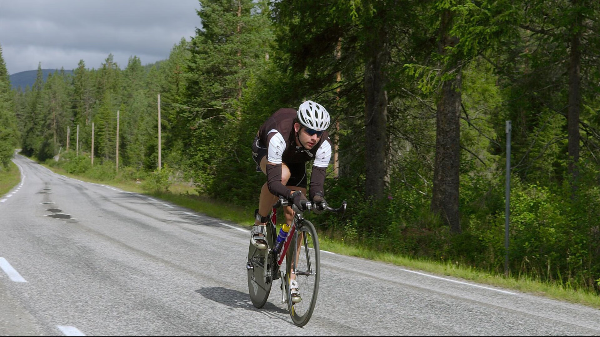 库里关键战不手软，魔术决胜局带走雄鹿，当传奇与黑马共舞